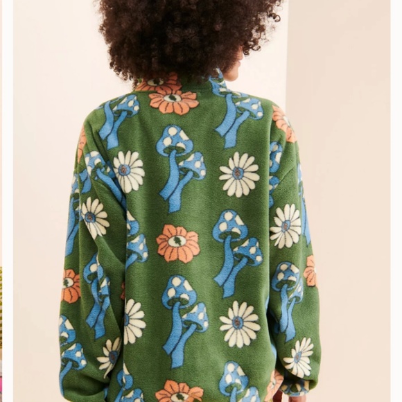 Parks Project Power To The Parks Shroom Pullover / pre-loved EUC - Picture 5 of 16